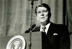 Image description is not available for 1984.115